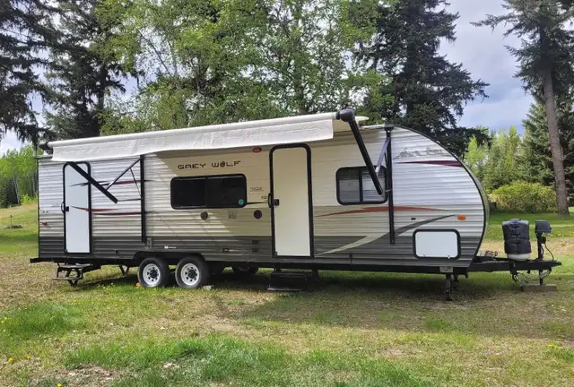 2013 travel trailer in Travel Trailers & Campers in Quesnel - Image 10
