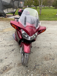 Honda st1300 2005 à vendre 