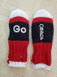 Baby Go Canada winter mitts