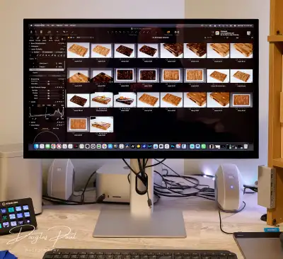Alogic CLARITY 27" UHD 4K Monitor with 90W Laptop Charging USB-C, View more