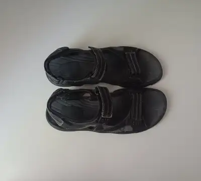 Men's summer sandals. Size 13, View more