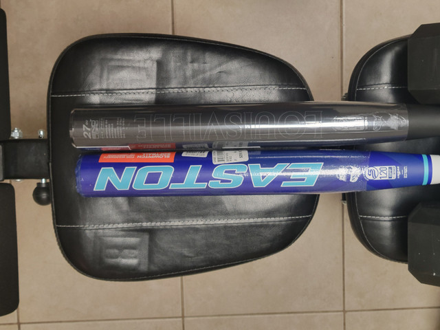 Softball bats in Baseball & Softball in Sarnia - Image 4
