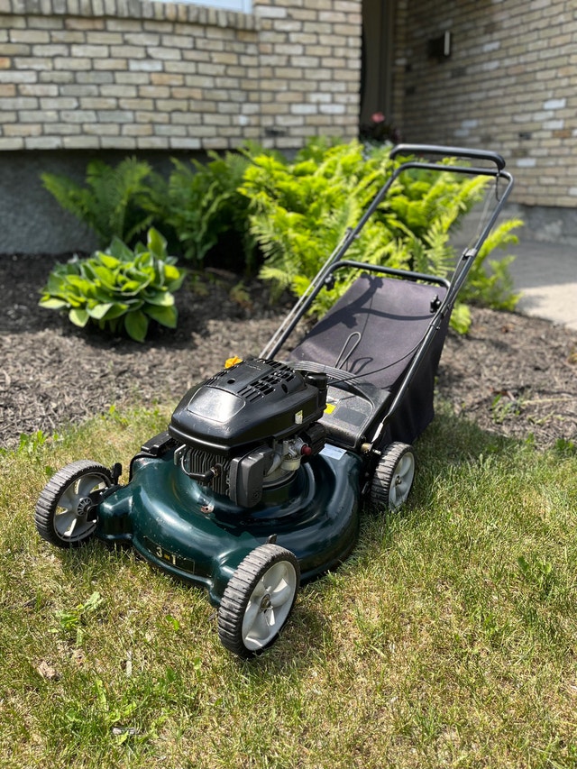 Yard Works 6.5 HP Lawnmower Lawnmowers & Leaf Blowers Winnipeg Kijiji