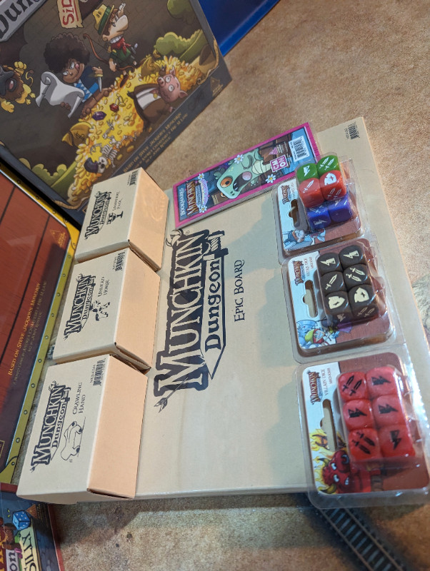 Munchkin Dungeon Kickstarter CMON Comp w/ extras in Toys & Games in Red Deer - Image 2
