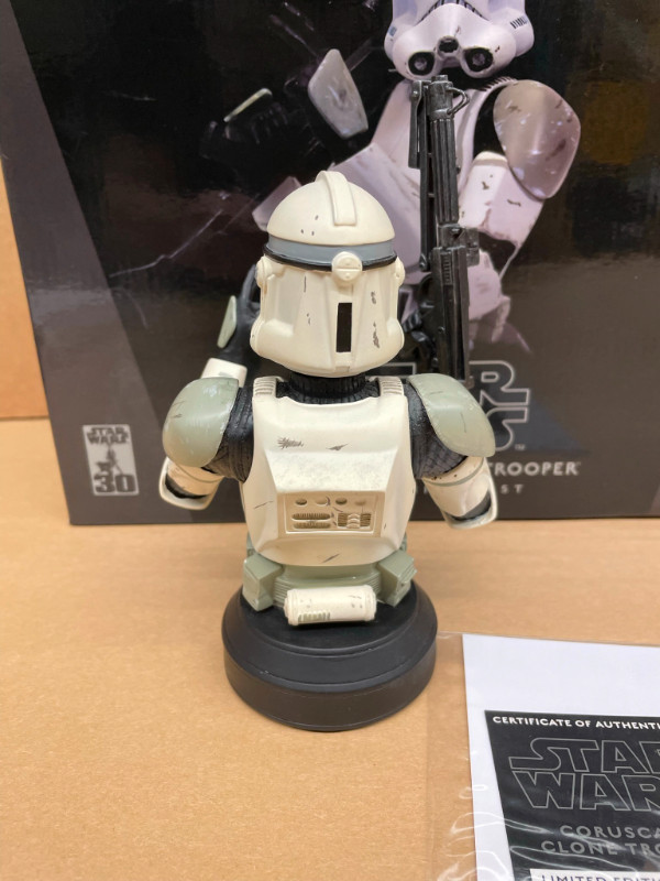 Star Wars Gentle Giant Coruscant Clone Trooper Mini Bust in Arts & Collectibles in Regina - Image 4