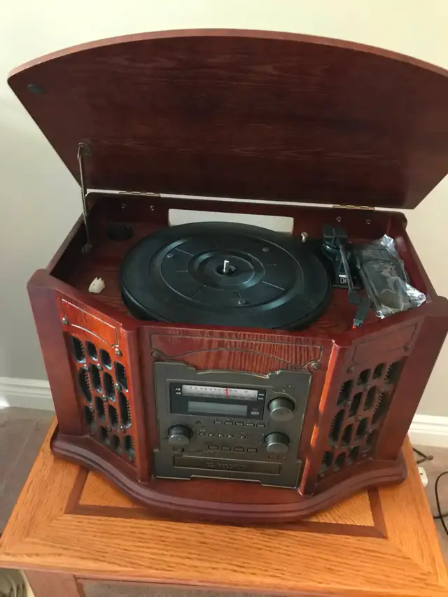 Wooden Recordable Music Centre63882167619969121