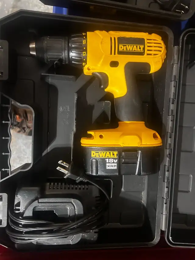 Dewalt Drill 528934446385735682