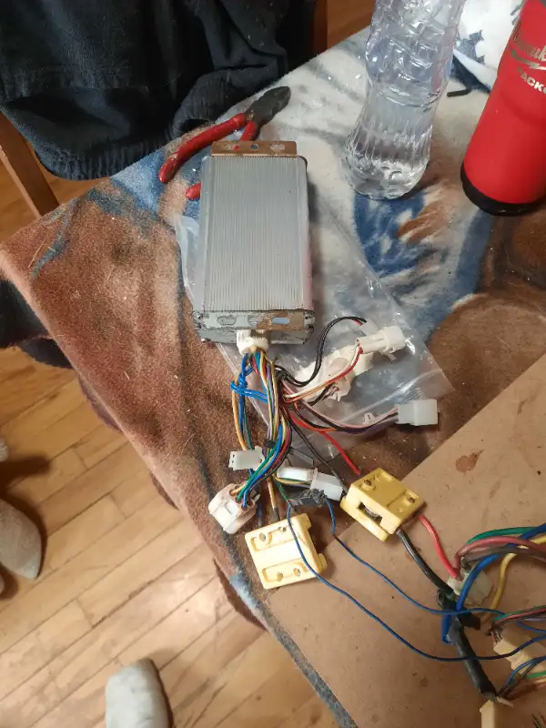 brushless motor controller for ebike in eBike in Ottawa - Image 4