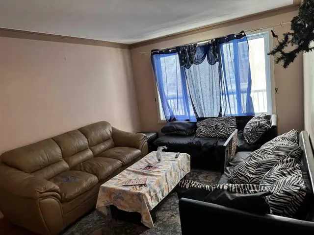 Chambre à louer  in Room Rentals & Roommates in City of Montréal - Image 4