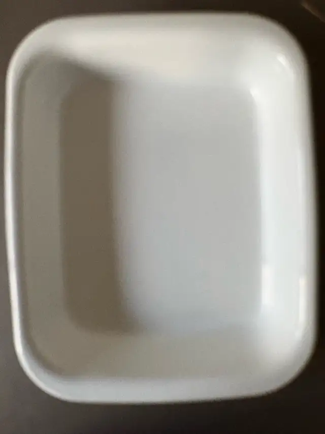 CORNINGWARE Baking Dish in Kitchen & Dining Wares in Mississauga / Peel Region - Image 3