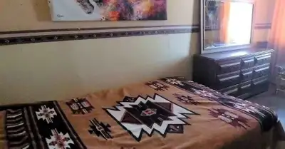 ROOM FOR RENT IN HOME ON A RANCH ON WEST SIDE OF STRATHMORE 20MIN TO CALGARY . ADULT ONLY SHARED ARE...