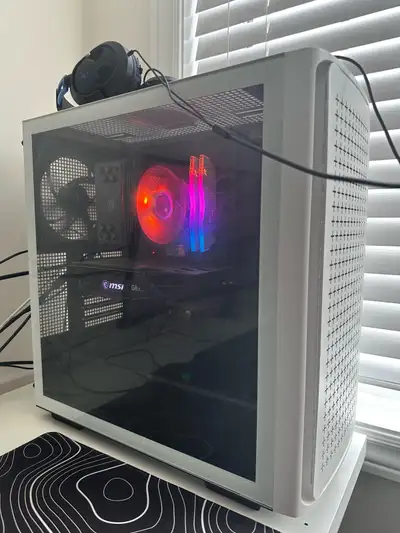 Selling My gaming pc some parts still have warranty Message me
