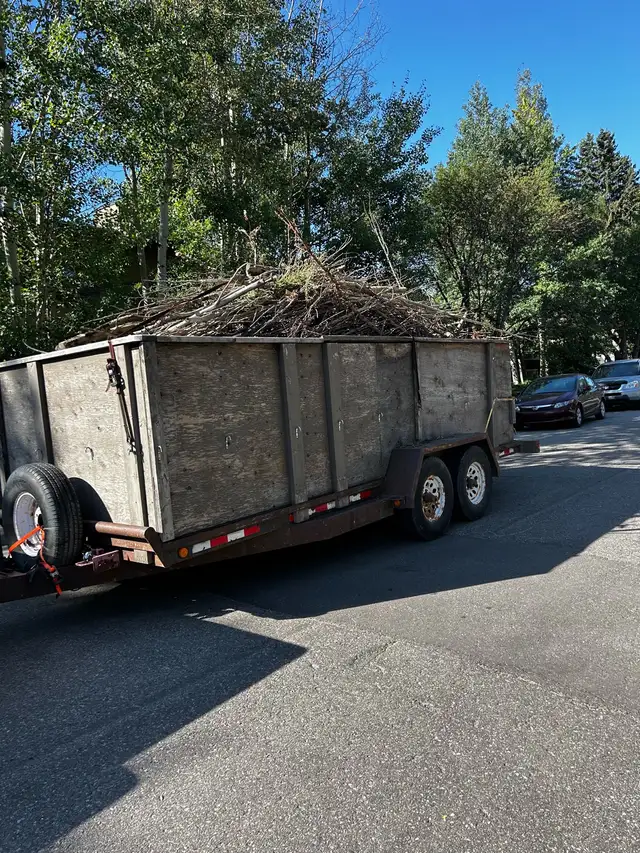 BEST JUNK REMOVAL & METAL PICKUP  in Other in Calgary - Image 2