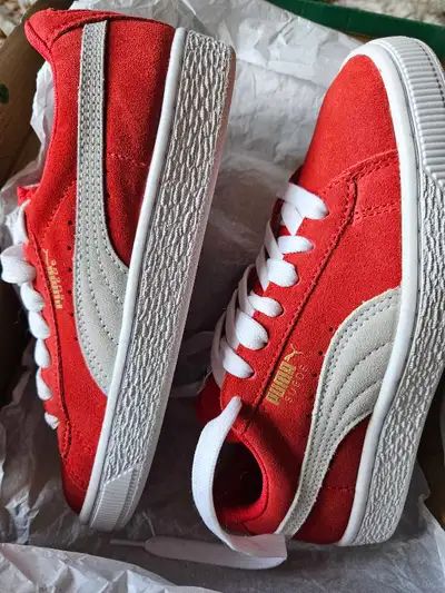 NEW in Box Classic Red Suede PUMA Sneakers - Size 4.5, View more