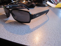Revo Sunglasses 2037  301/J7 Black Polarized Made in Italy Rare