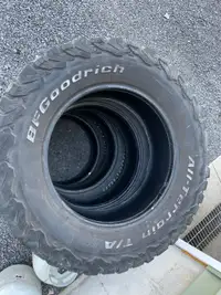 4 x BF Gooderich All-Terrain T/A tires. 