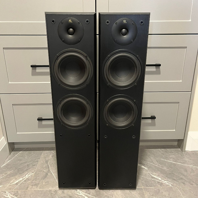 Acoustic Research Tower Speakers - AR - Audiohile Home Theater in Speakers in Mississauga / Peel Region