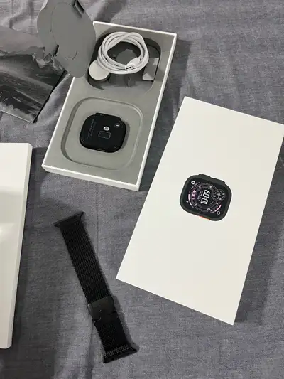 Apple Watch Ultra 3 - Titanium MilaneseLoop, View more