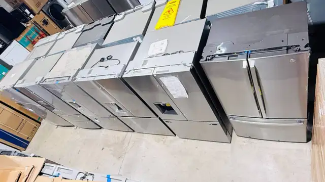 Grand Sale on 21" to 36" Fridges in Refrigerators in Mississauga / Peel Region - Image 4