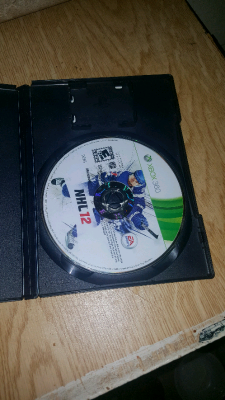 Xbox 360 NHL 12 in XBOX 360 in Moncton - Image 2
