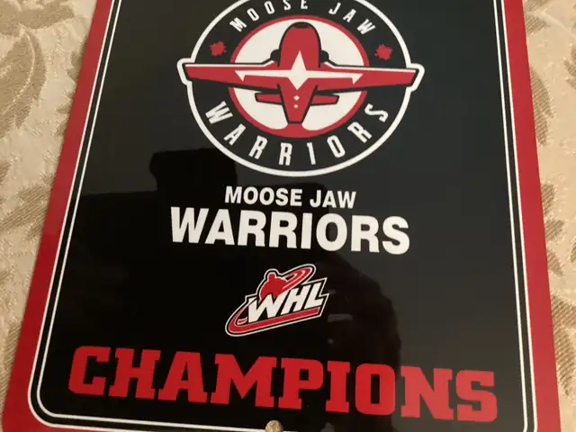Moose Jaw Warriors Memorial Cup sign. in Arts & Collectibles in Moose Jaw - Image 5