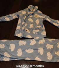 Boys size 12-18 months pjs (new no tag)