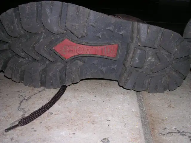 Botte d'hiver in Women's - Shoes in Québec City - Image 6