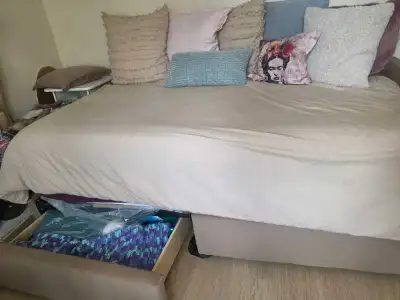 FULL SIZE BED /DAYBED, View more