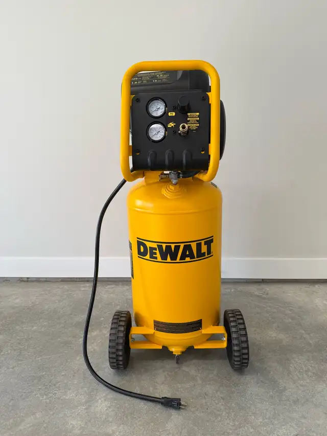 DeWalt Air Compressor and accessories62864363450499123