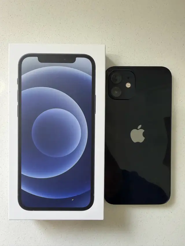 iPhone 12 - Midnight Black - 64GB in Cell Phones in Ottawa - Image 2