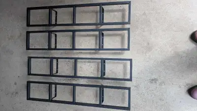 Sturdy metal shelf brackets come in set of four. These have a matte black finish and are made of dur...