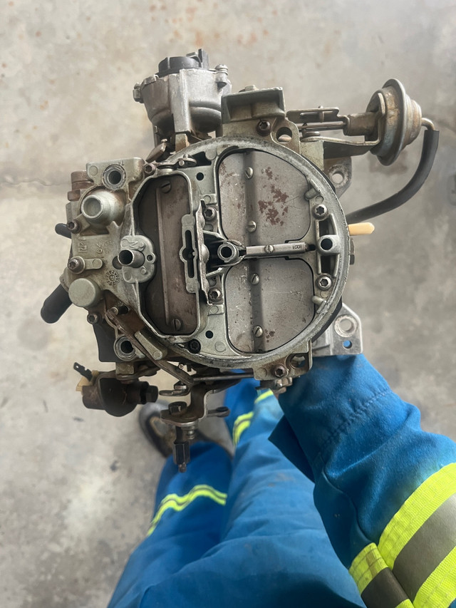 750 Rochester Carburetor  in Engine & Engine Parts in Grande Prairie - Image 2