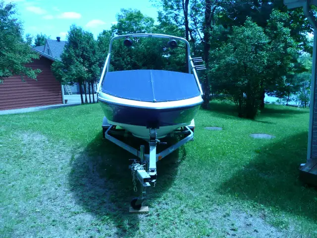 BATEAU BAYLINER 175XT 2006 in Powerboats & Motorboats in Shawinigan - Image 7