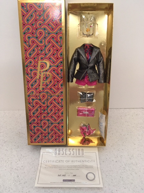 (Barbie) FASHION ROYALTY POPPY PARKER FASHION PACK NRFB in Arts & Collectibles in St. Albert