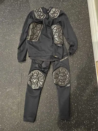 Goalie bauer padded youth small under clothes, View more