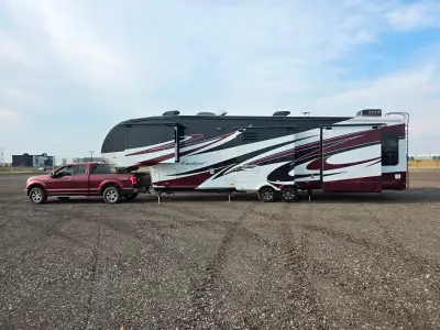 2013 Cardinal Forest River RV Nice unit, Heated tanks etc. Very nice unit, they dont build them like...