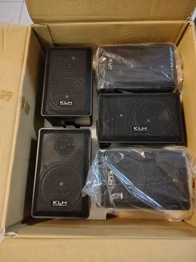 KLH HTA-9706 5 speaker set with wall mount, View more