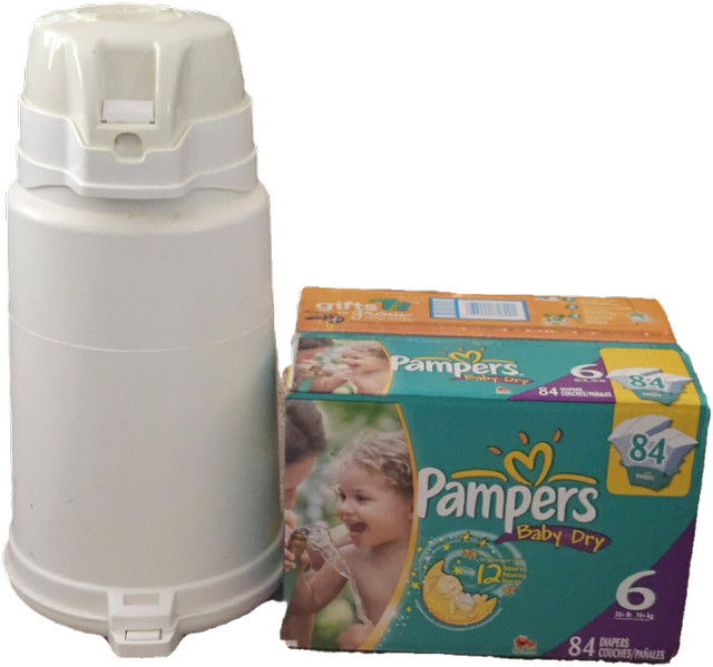 Diapers and Diaper Genie in Bathing & Changing in Strathcona County