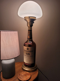 Vintage Seagram's V.O. Canadian Whisky Bottle Lamp 1.14 liters