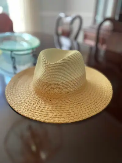 Summertime hat.  New., View more