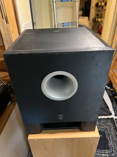 Yamaha YST-SW011 Subwoofer, View more