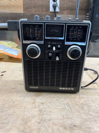 Vintage Toshiba Radio