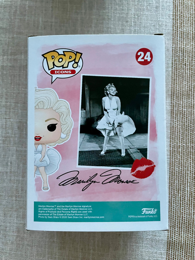Funko Pop Marilyn Monroe in Toys & Games in Markham / York Region - Image 4