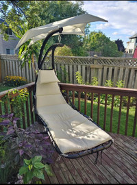 Hanging Chaise Lounger with Stand
