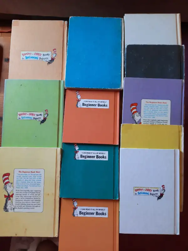 DR. SEUSS FIRST EDITION LOT OF 30 BOOKS in Children & Young Adult in Muskoka - Image 9