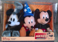 Disney Mickey Beanie Babies Celebrating 75 years of fun 2003 NIB