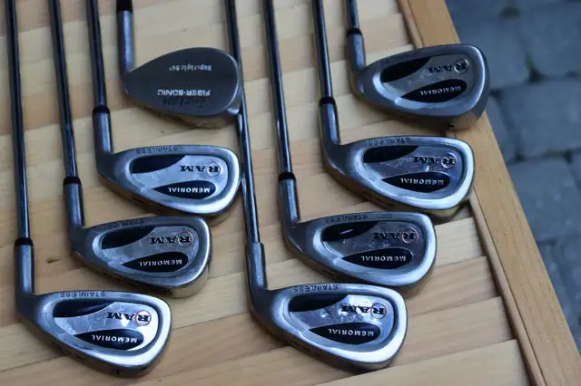 Women’s RH Golf Club clubs Set + Taylormade Bag – RAM Irons & in Golf in City of Toronto - Image 4