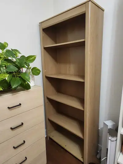 étagère en très bon état, View more