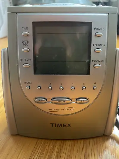TIMEX alarm clock radio AM/FM, View more