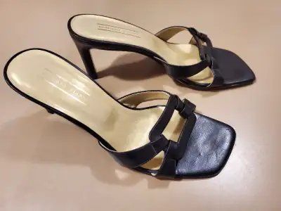 Women's Black Open-Toe Mule Shoes With Leather Upper, View more